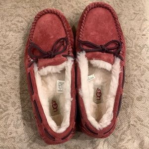 Women’s Ugg moccasin slippers maroon